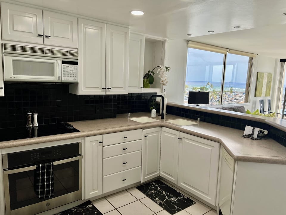 Designer Kitchen 