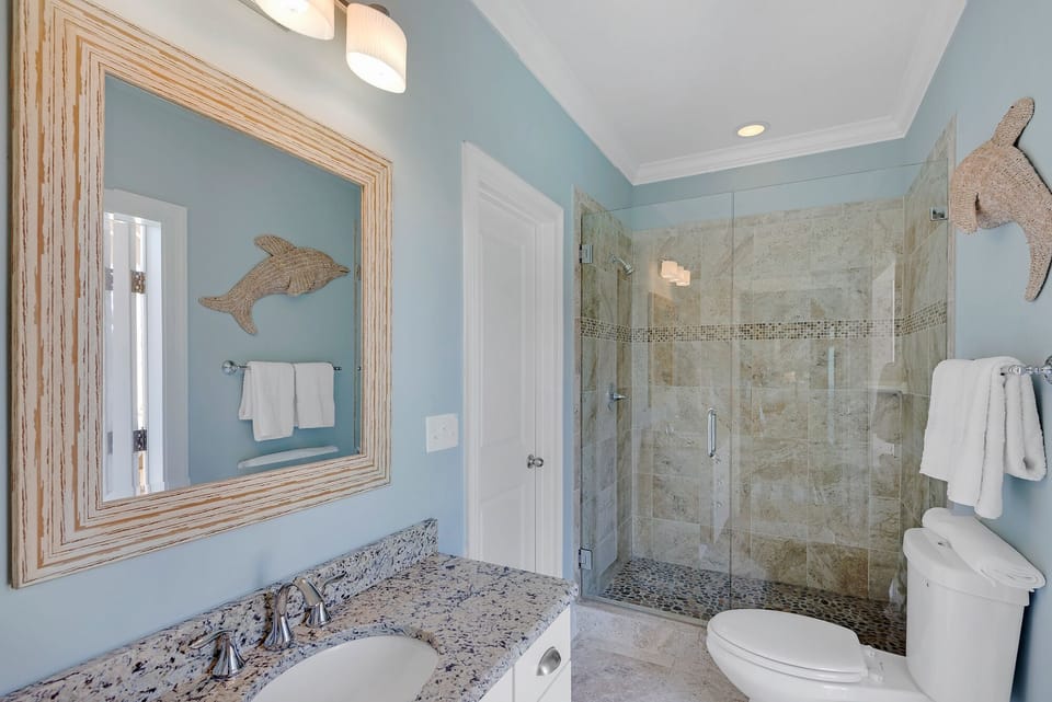 1ST FLOOR BATHROOM