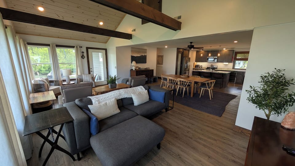Open concept living room, dining area, and kitchen 