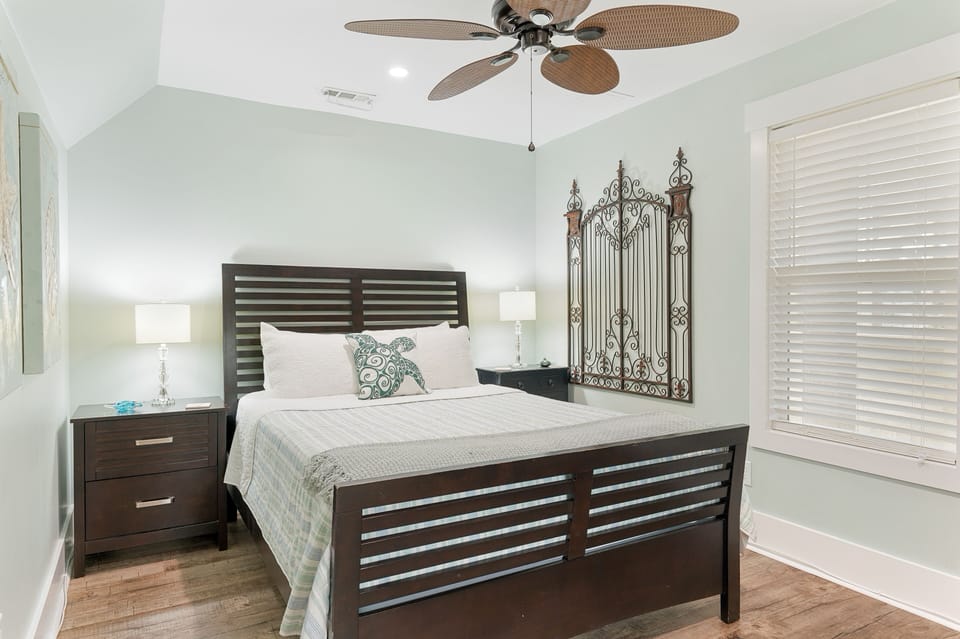 Queen bedroom on bottom floor. 