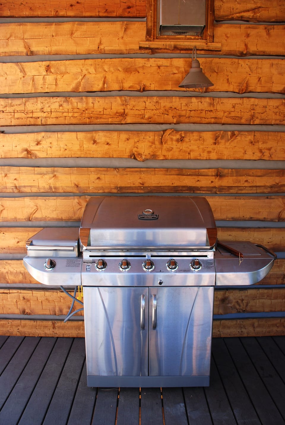 Upper deck BBQ 
