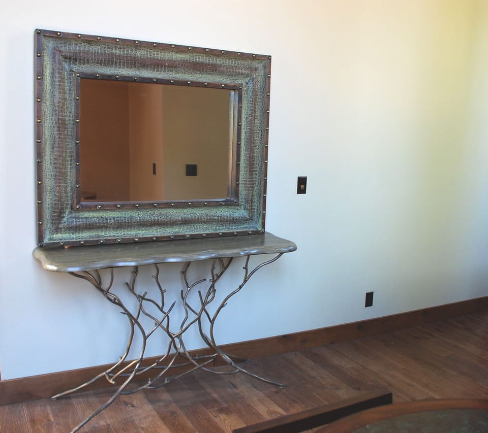 Hallway to master and loft 
