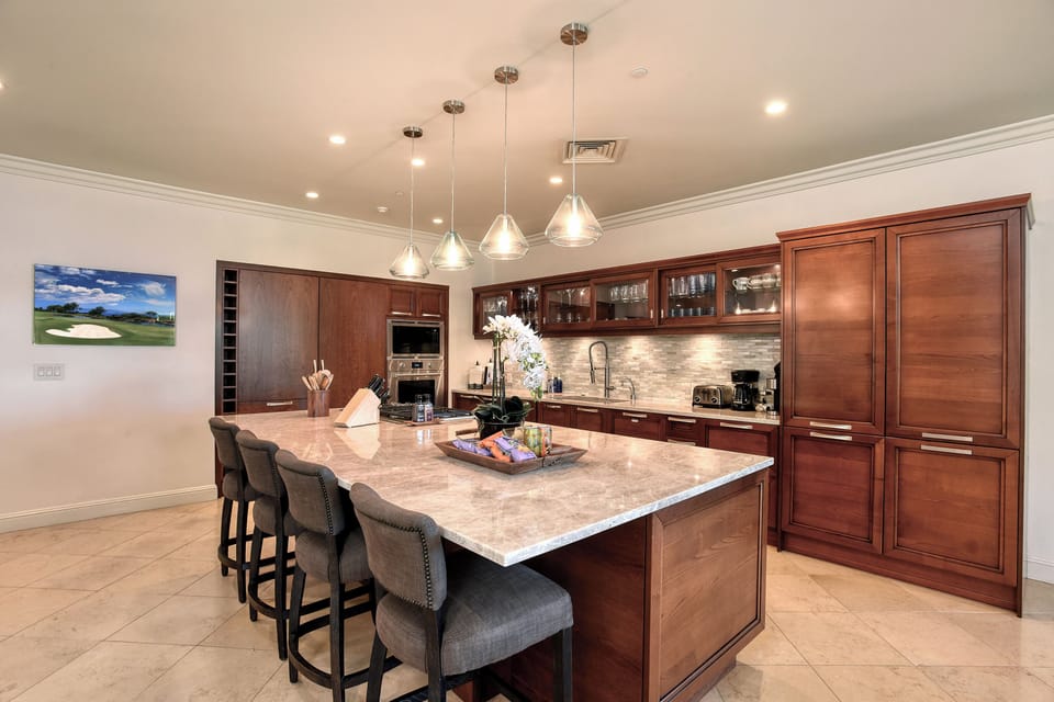 Large Spacious Kitchen ( 23-1 Ho’olei, Maui, Wailea, Hawaii )