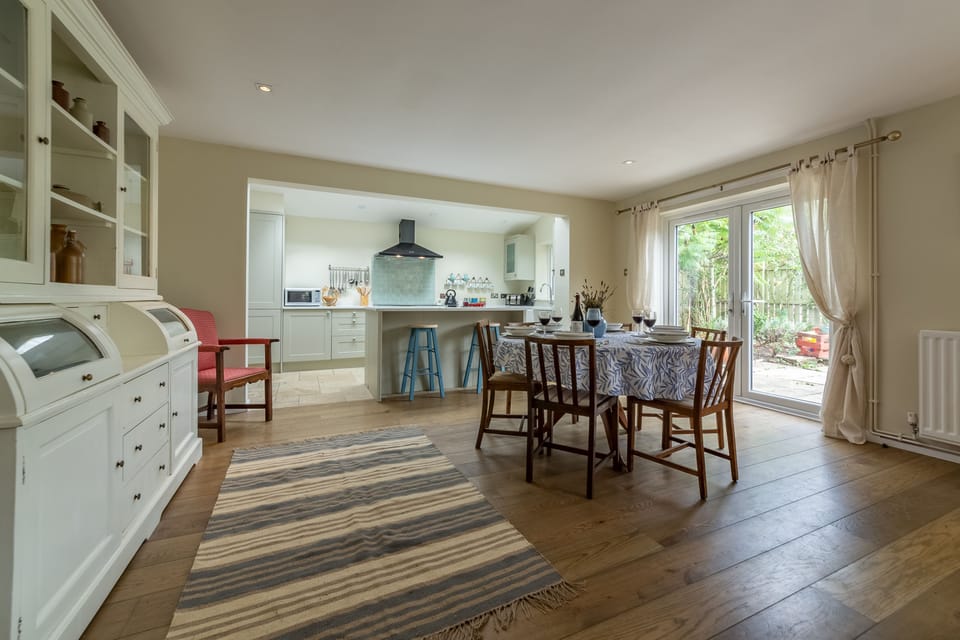 Ground floor: Open-plan dining/kitchen area
