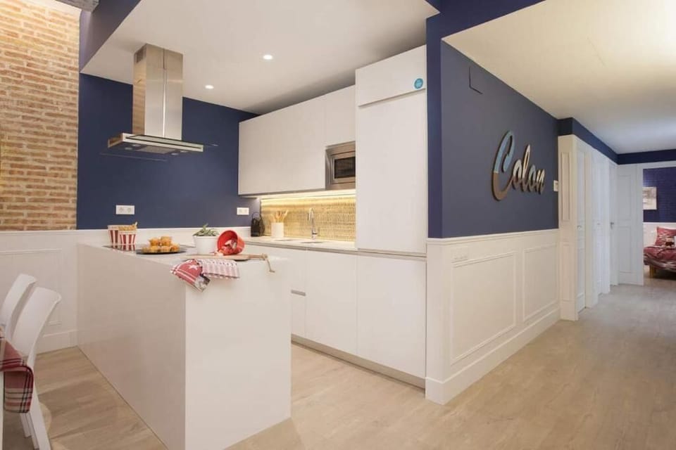Fully equipped kitchen! Enjoy cooking your own meals!