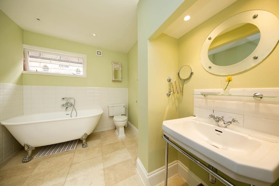 Extra deep, Edwardian style bath.