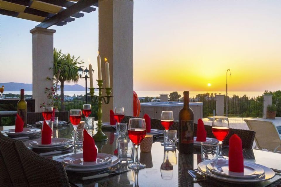 Dine Alfresco Day or Night