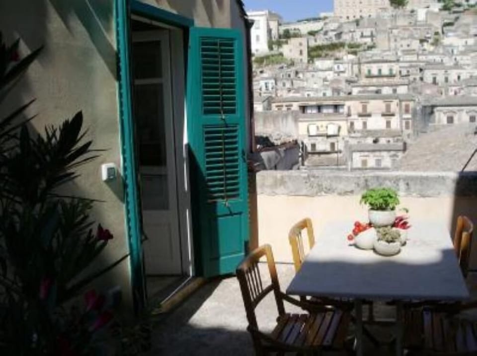 Terrace / Balcony