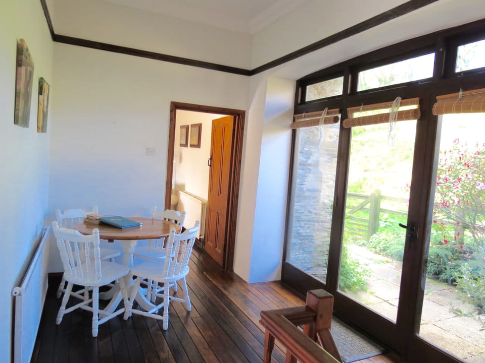 Dining Area with Doors to sun terrace