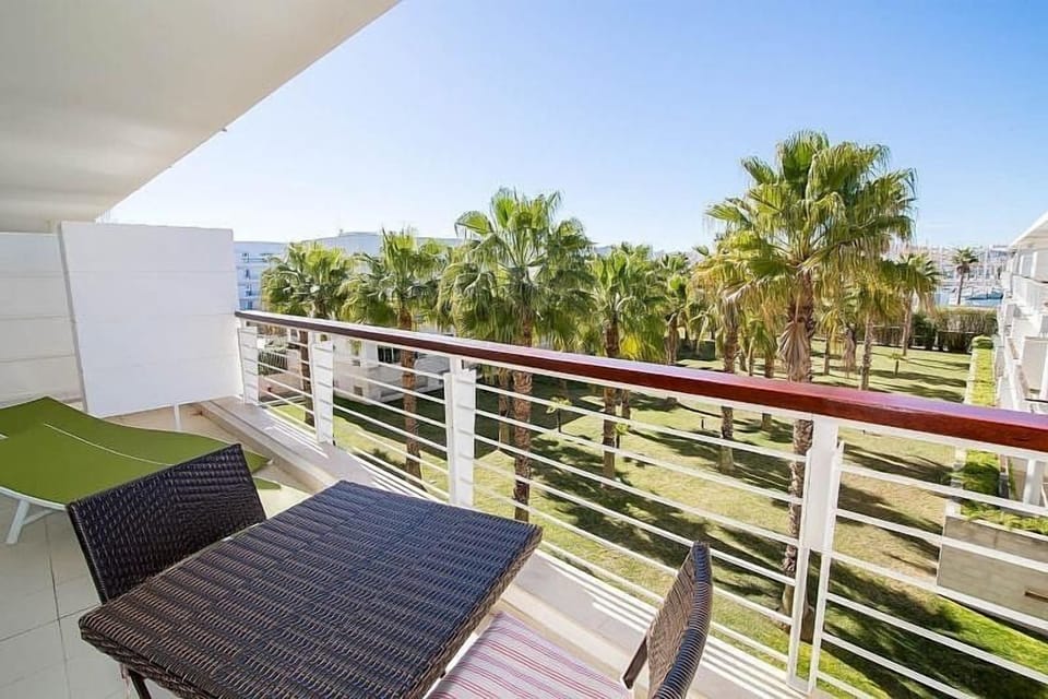 Patio furniture showing was upgraded and sun loungers replaced by deck chairs 
