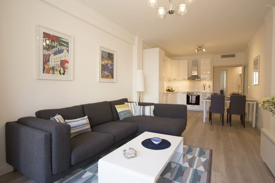 Open-plan living - great for entertaining and family get-togethers