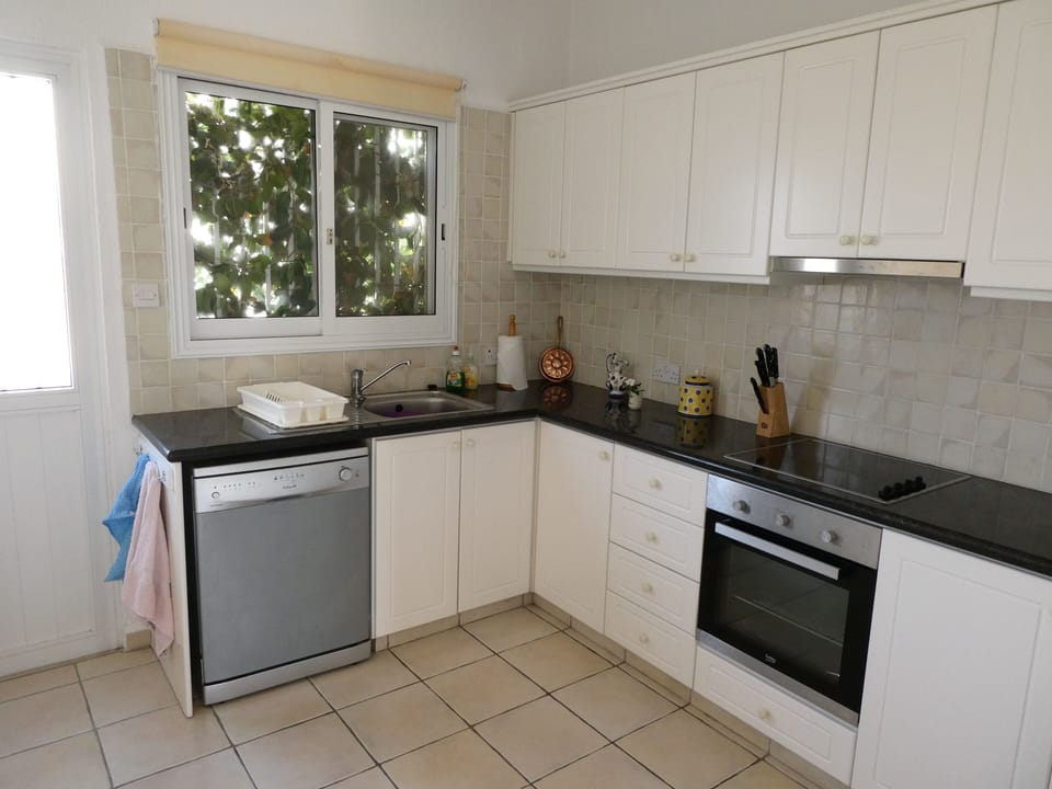 Access to Terrace from well equipped Kitchen