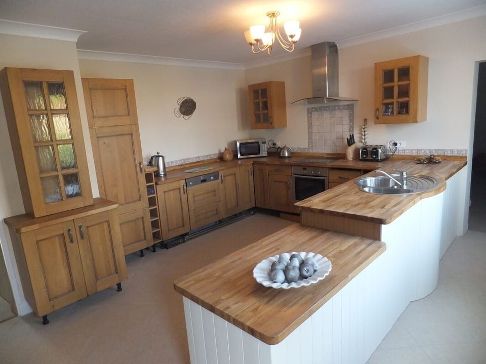 Brand new solid oak luxury kitchen.
