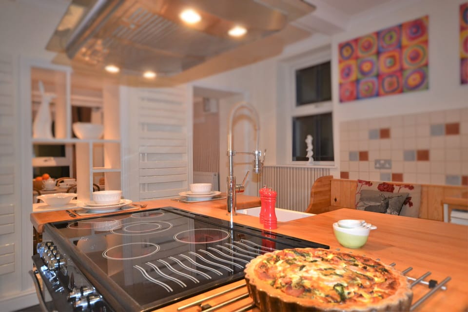 Cook up a feast in this stunning kitchen.