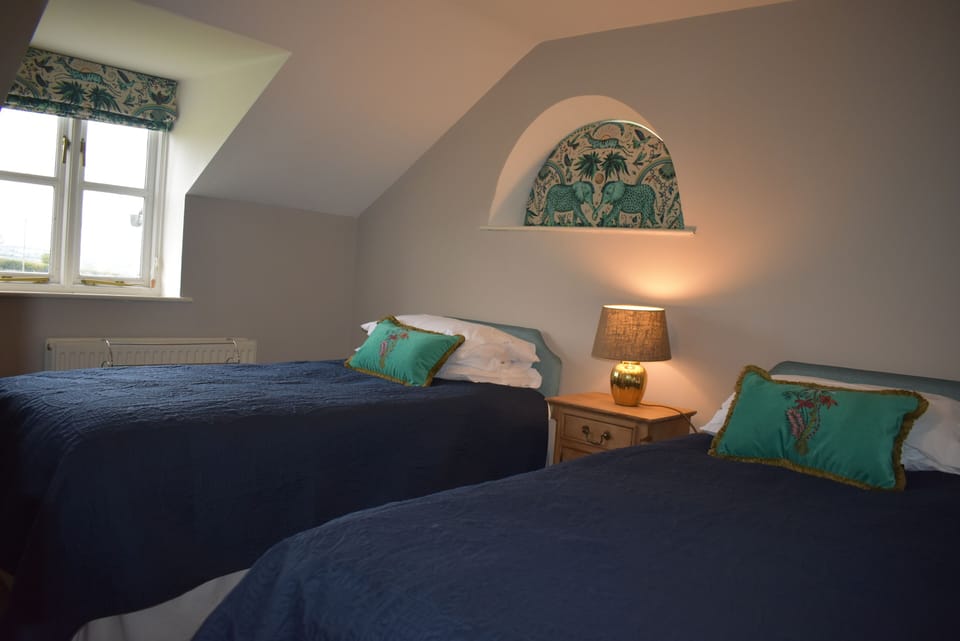 Second bedroom 
