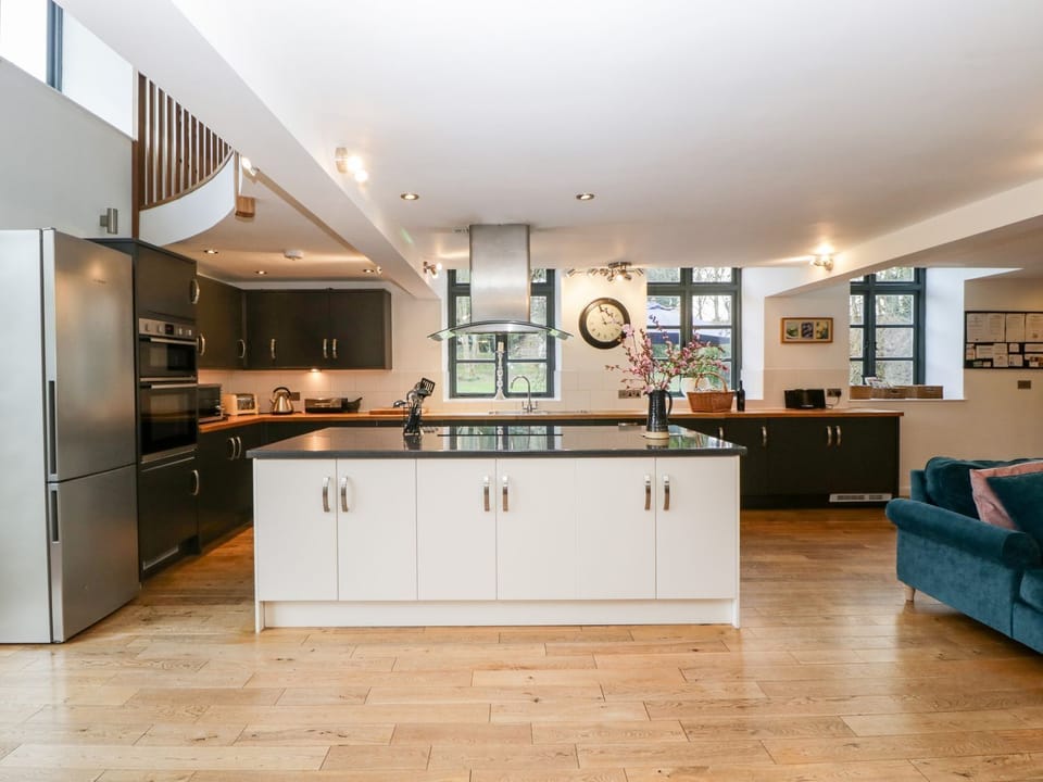 Open plan kitchen perfect for cooking whilst socialising