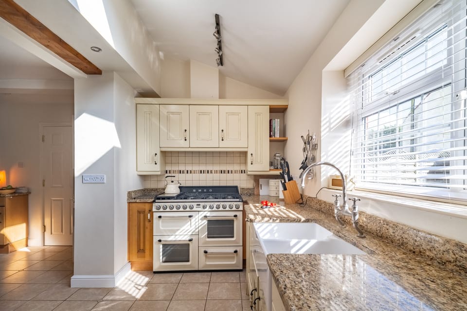 Ground floor: Kitchen