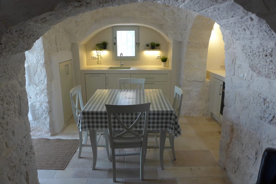 Kitchen / Dining