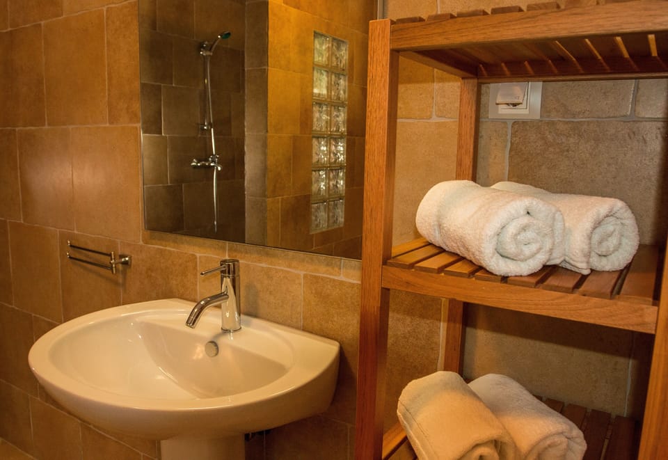 Main bathroom