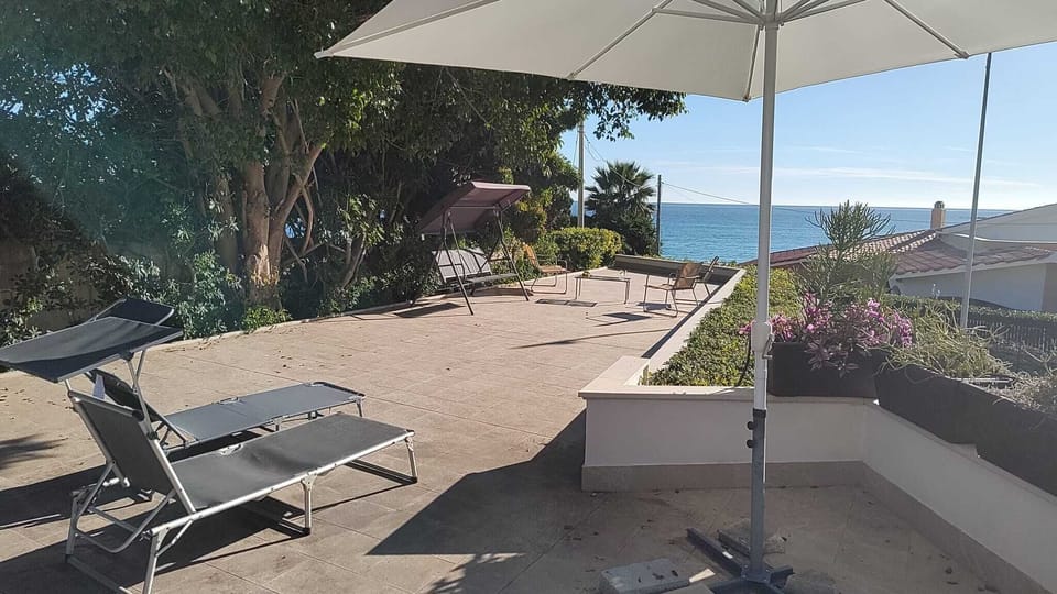 Large terrace with relaxing sea views. A perfect escape!