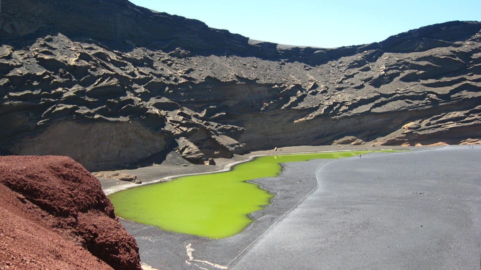 Nearby El Golfo and its green lagoon.