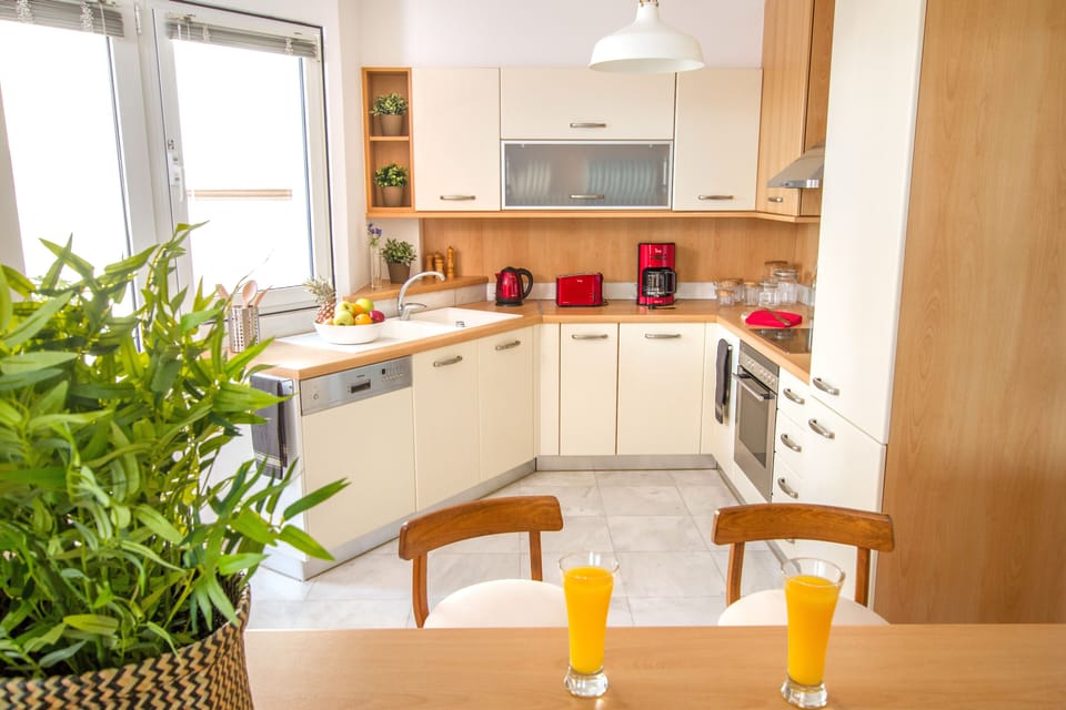 Open kitchen