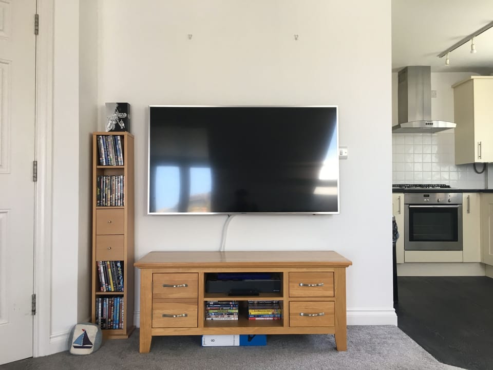 New Samsung 55" HDR Ultra TV.  Stream movies via NETFLIX