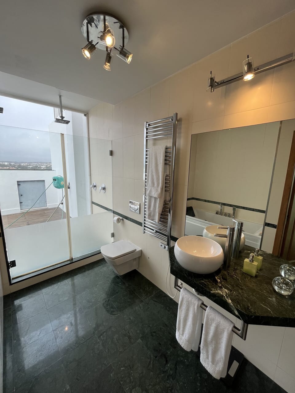 Walk-in spacious double rain shower