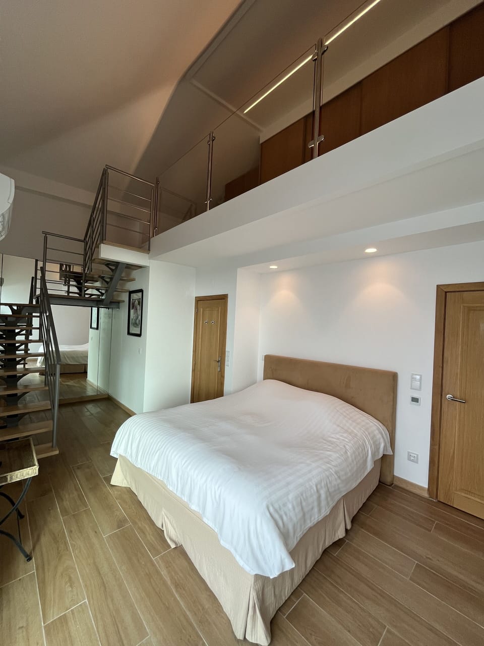 Master en-suite bedroom