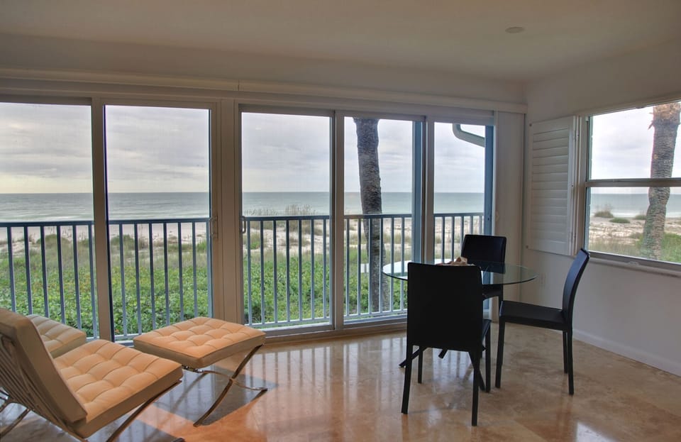 Barcelona chairs with Gulf view