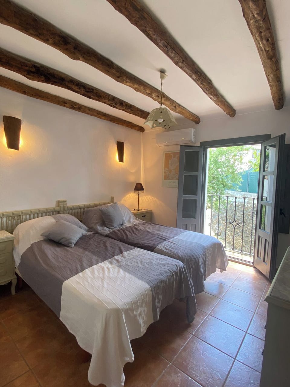 Second bedroom
