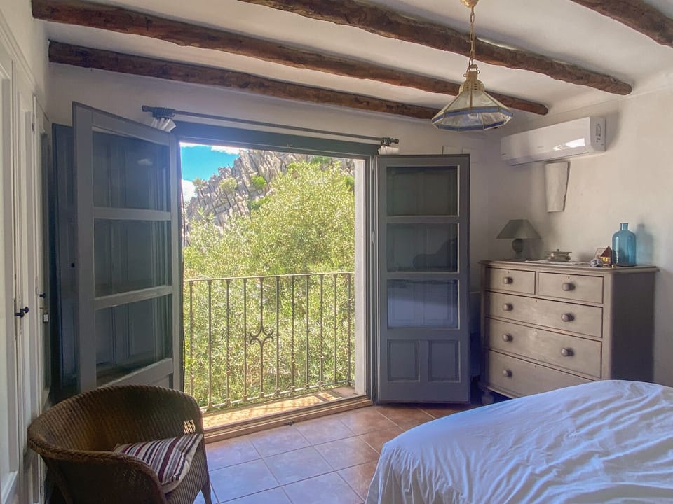 Main bedroom