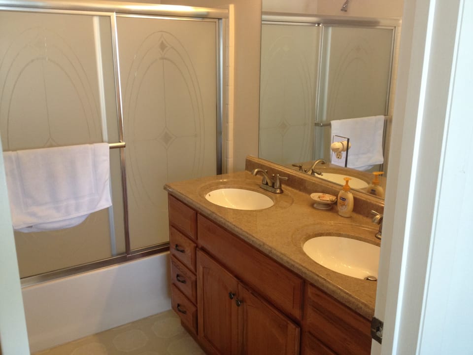 Master Ensuite