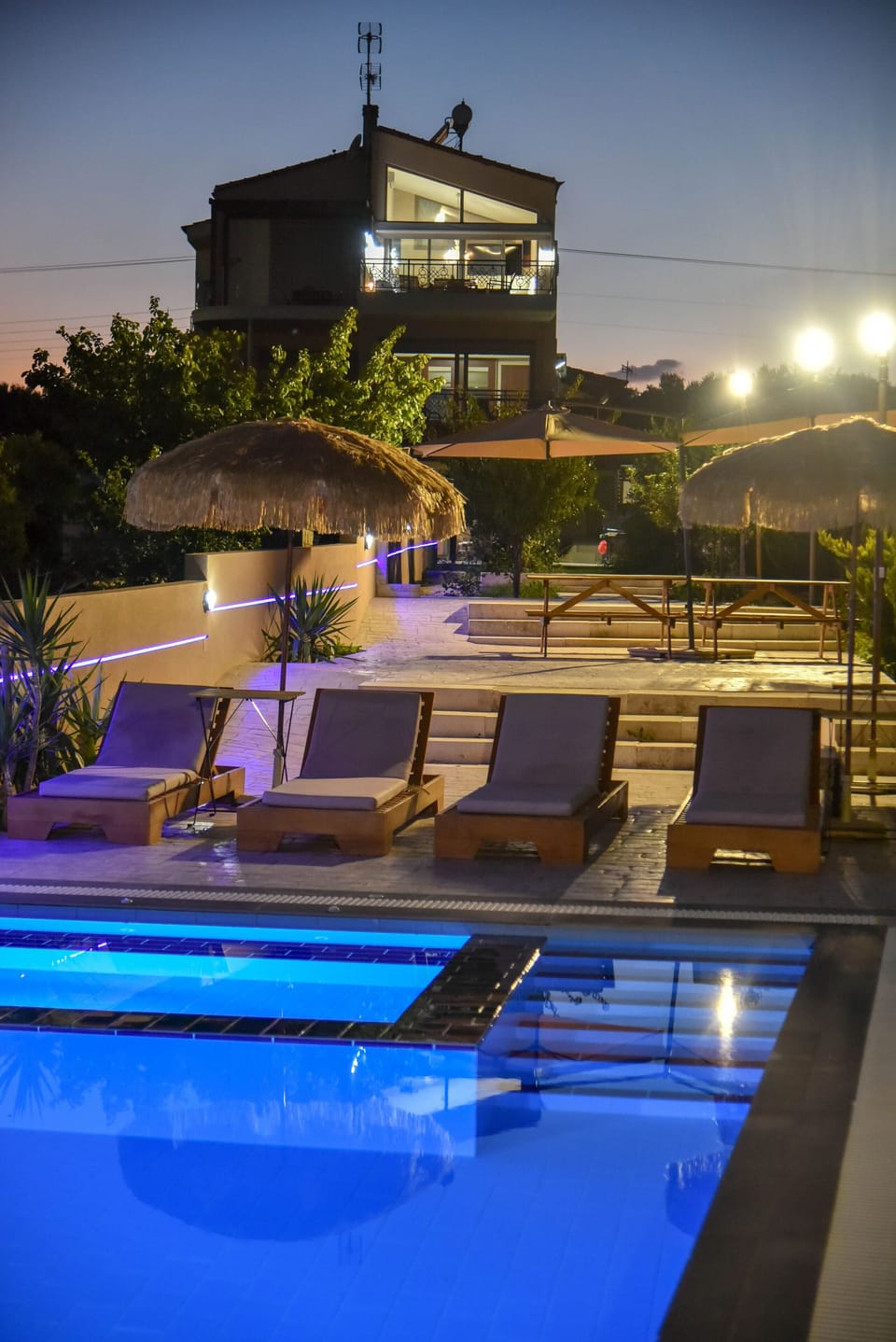 Pool