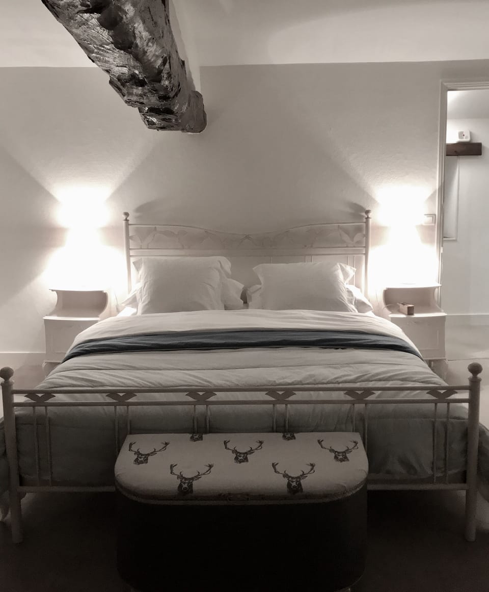 superking bedroom
