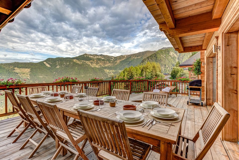 Outdoor dining area