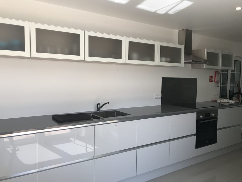 Refurbished and extended kitchen with quartz worktops and all new appliances