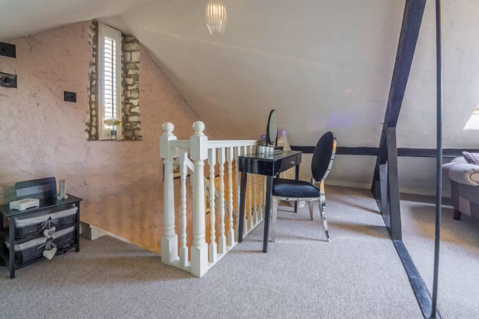 Dressing area in the loft bedroom