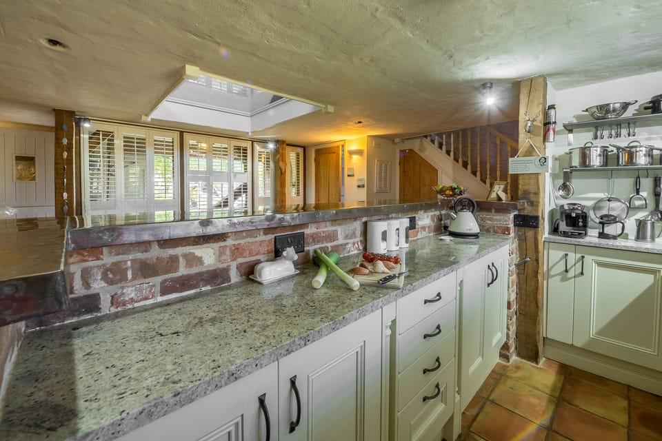 Fully-equipped hand-built kitchen