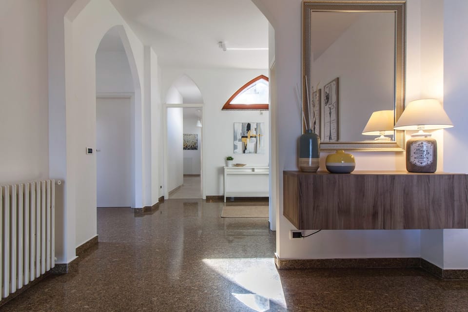 The corridor that leads you to your comfortable bedrooms. www.abruzzo-villas.com