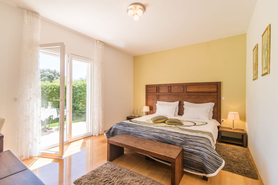 S2 - second bedroom on the ground floor, double or twin, en suite, with terrace