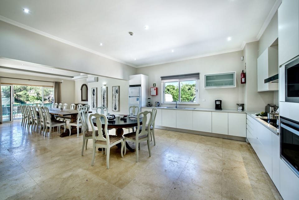 Kitchen & Dining Room view from entrance hall
