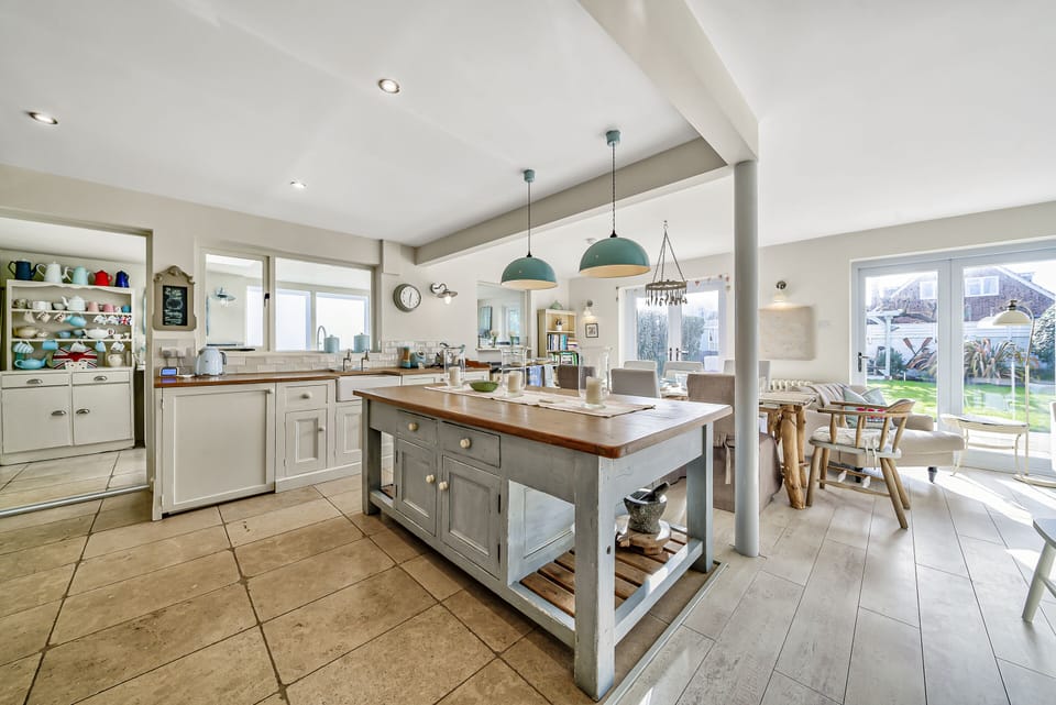 Open plan kitchen/living/dining
