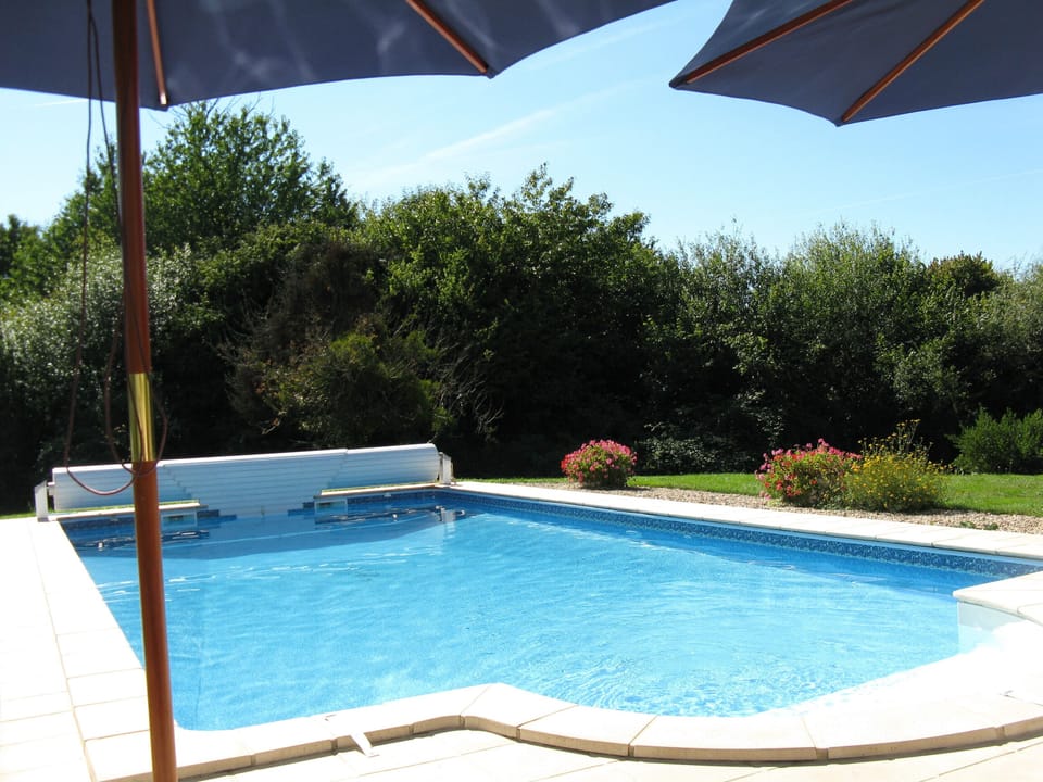 owners swimming pool available to guests for use at any time