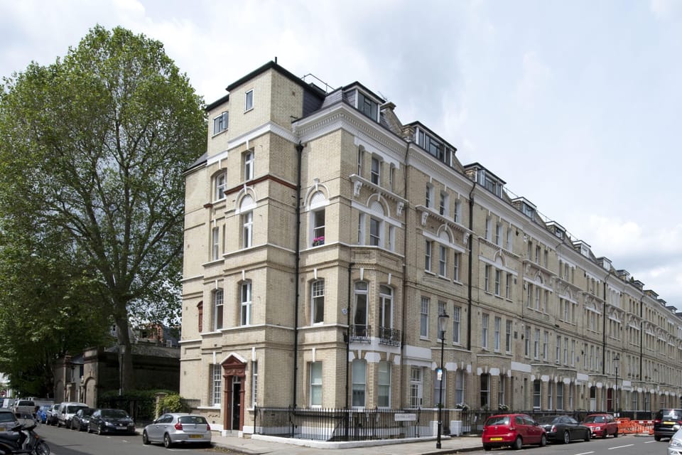 Elm Park Gardens 3rd floor flat