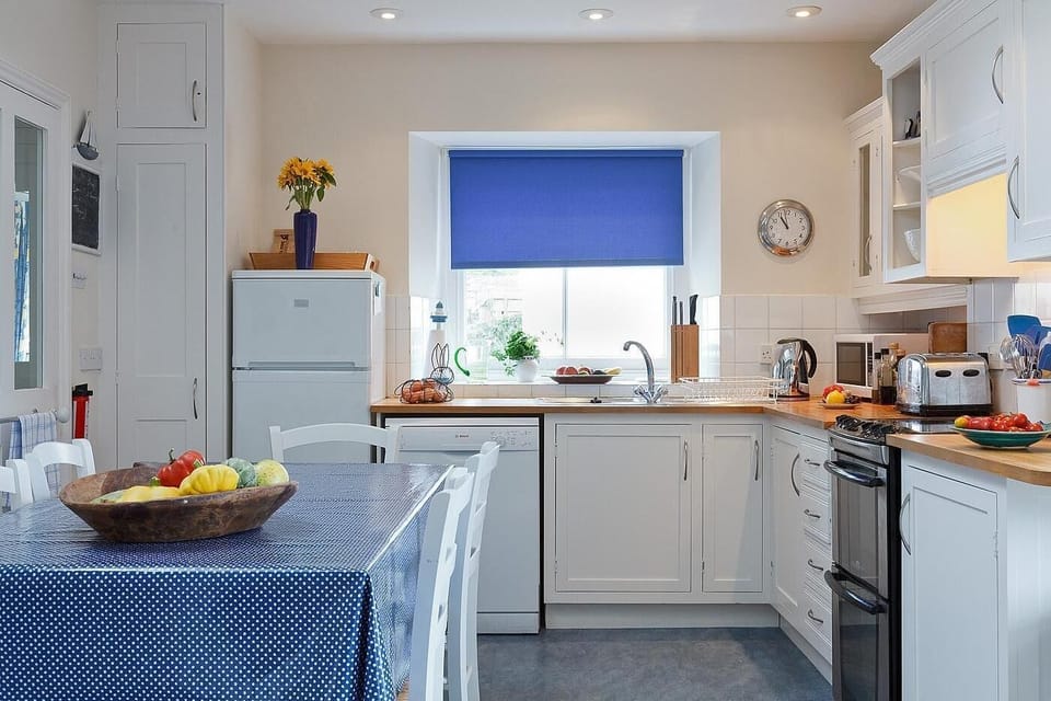 Well equipped Kitchen