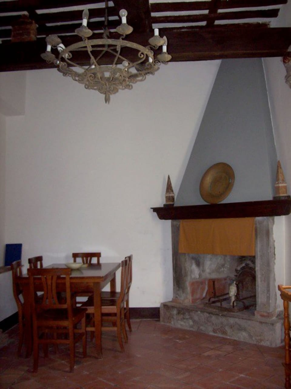 Ground floor fireplace