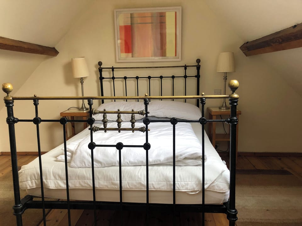 Bedroom with double bed