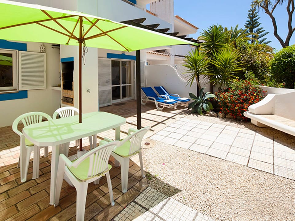Garden with BBQ