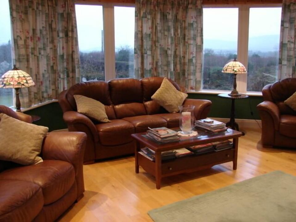 Sitting Room.